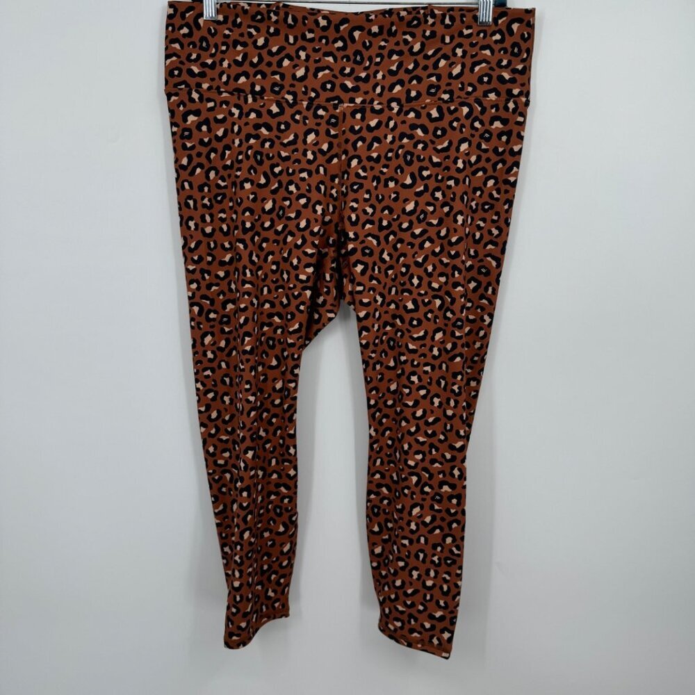 Fabletics Powerhold 1X 2X Leggings Ankle Length Women's Size Medium Leopard